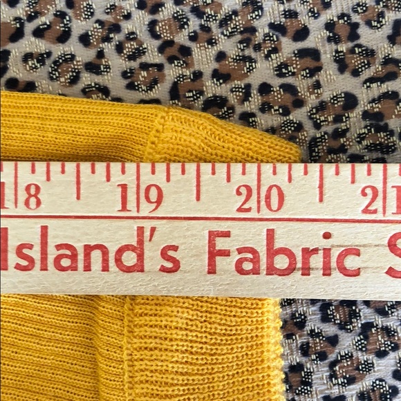ochre turtleneck lightweight knit - Picture 10 of 13